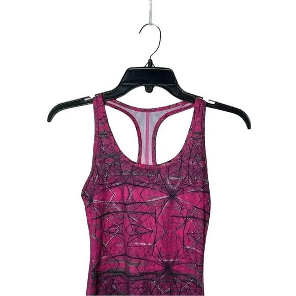 1648. NIKE DRI-FIT WORKOUT TANK TOP PINK/GRAY/BLACK IN COLOR; GEOMETRICAL SHAPES - Picture 2 of 7